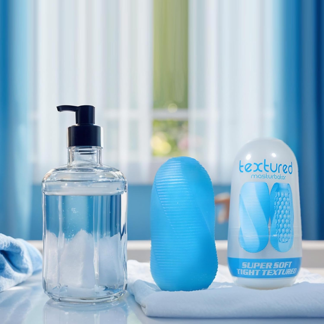 LNIIY Textured Rotating Male Masturbator – Ultra-Soft Stretchy Egg Penis Toy with Storage Case